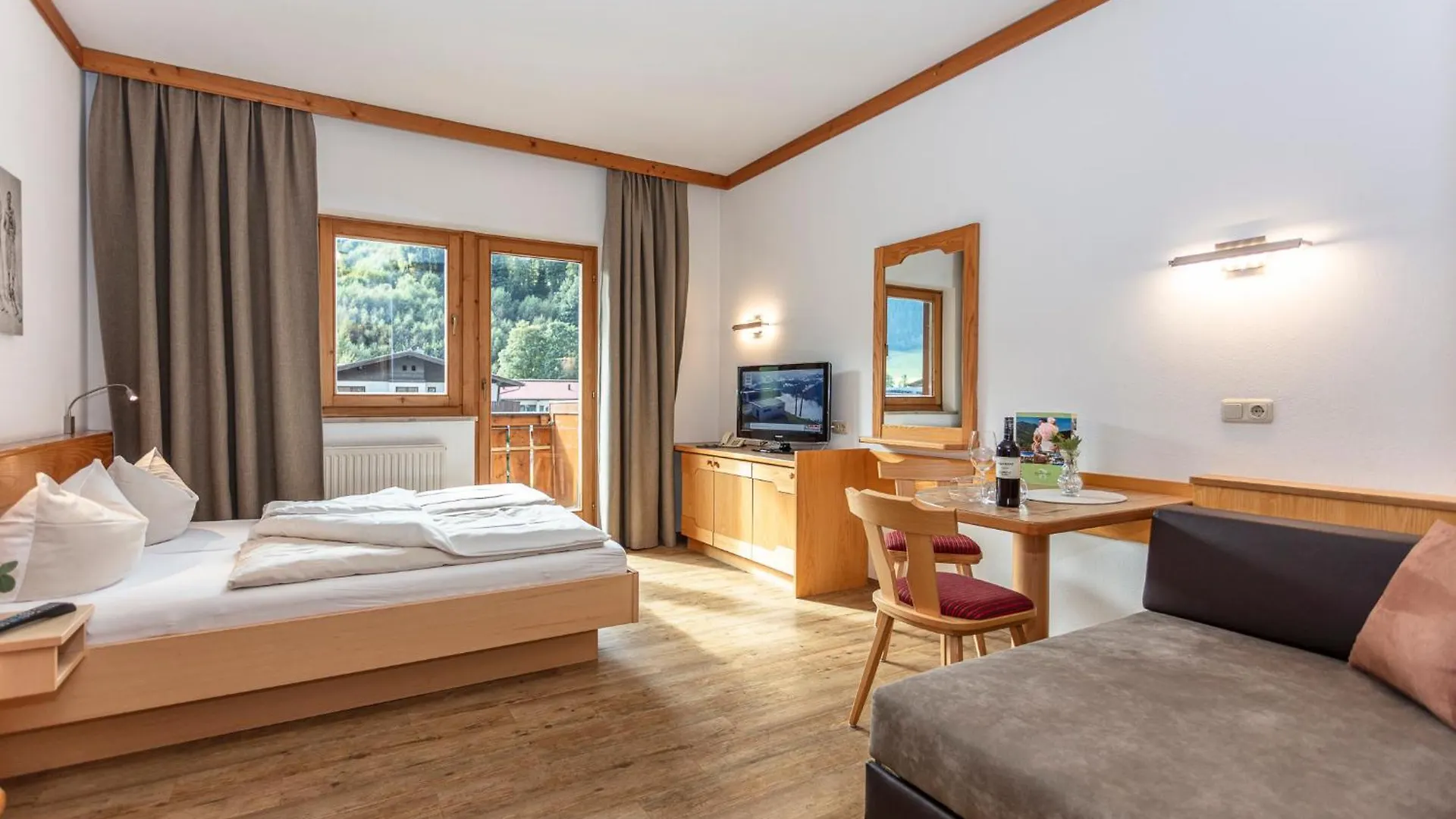 Apart-Hotel Forellenhof سالباخ هينترغليم فندق